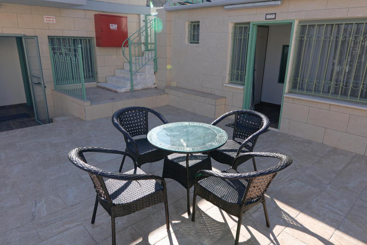الناصرة Louis Guesthouse المظهر الخارجي الصورة