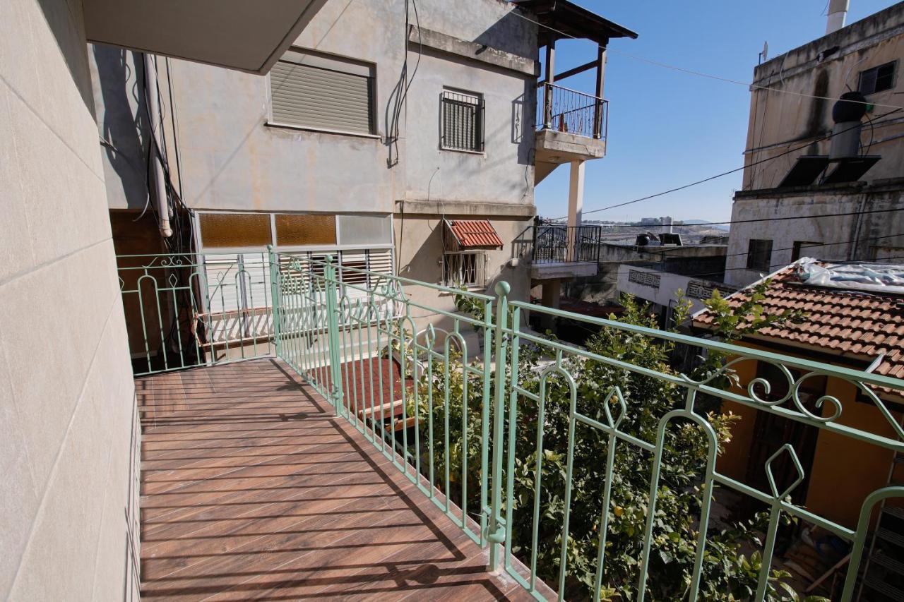 الناصرة Louis Guesthouse المظهر الخارجي الصورة