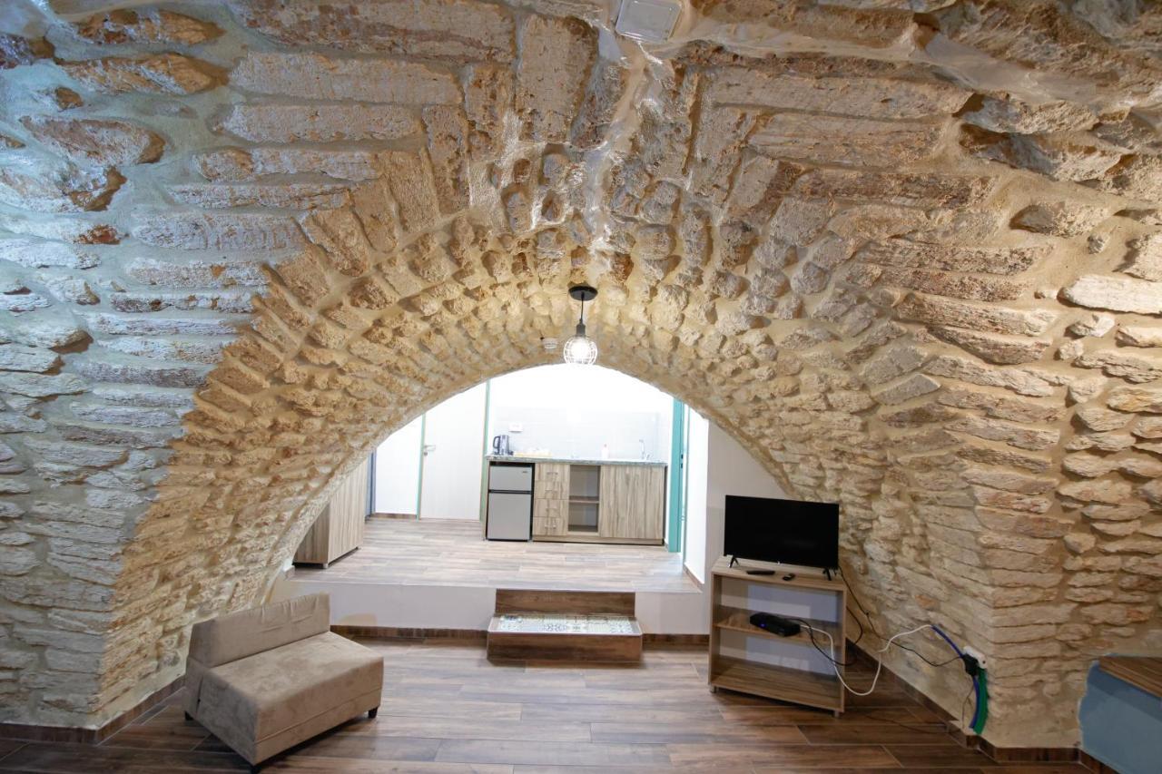 الناصرة Louis Guesthouse المظهر الخارجي الصورة
